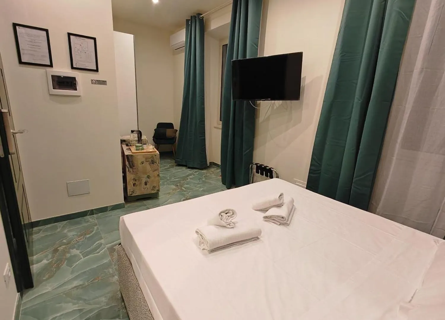 Guest house Cozy Luxury Room San Pietro Rome Italy