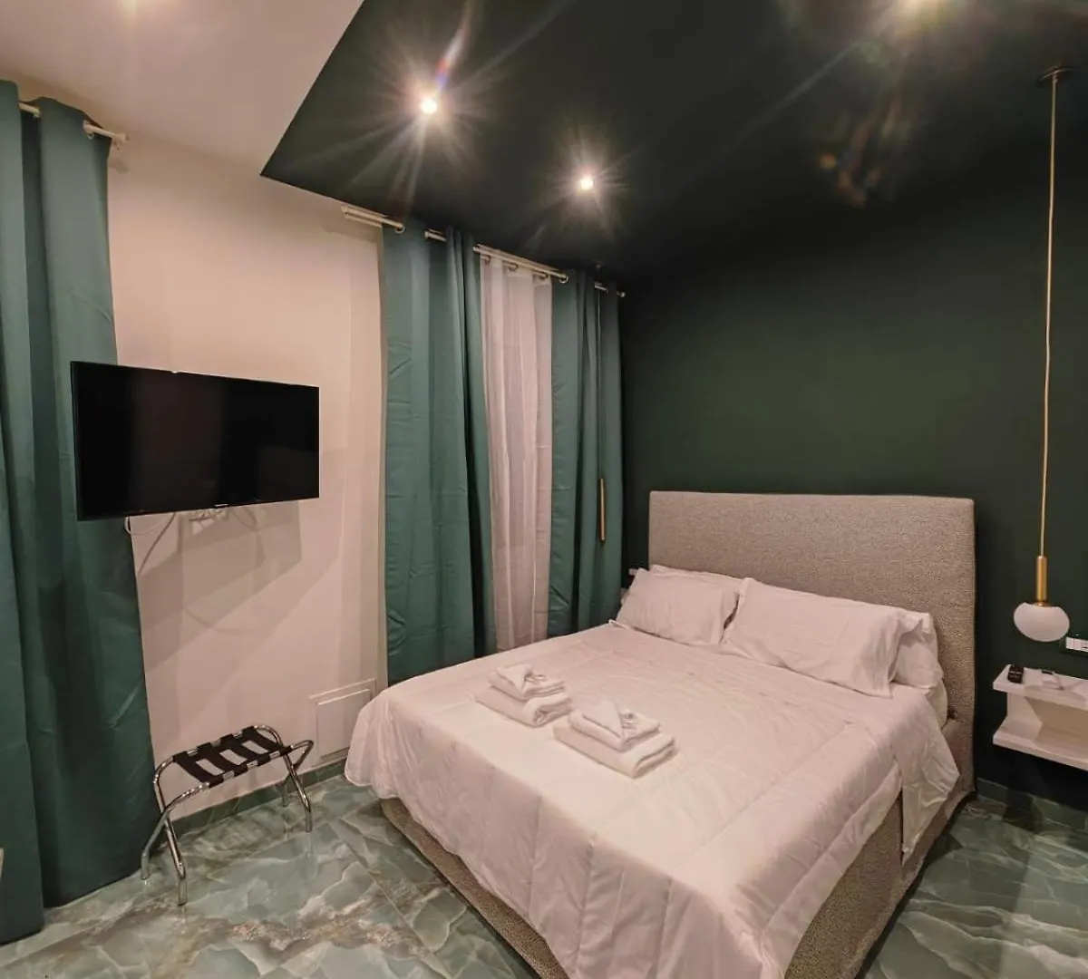 Cozy Luxury Room San Pietro Rome Italy